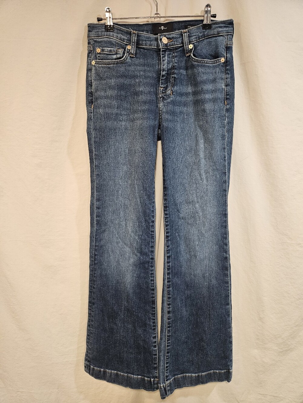 💙 7 For All Mankind Women's Flared Jeans in Medium Blue